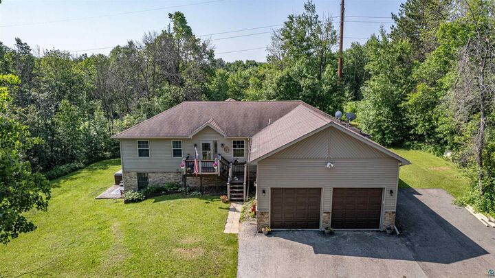 Property Photo: 3526 Park Dr MN 55811