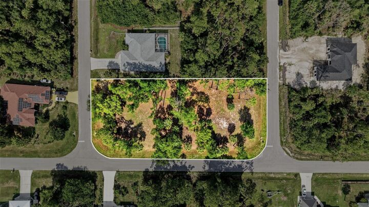 Property Photo:  1096 &Amp 1112 Cabot Street  FL 33953 