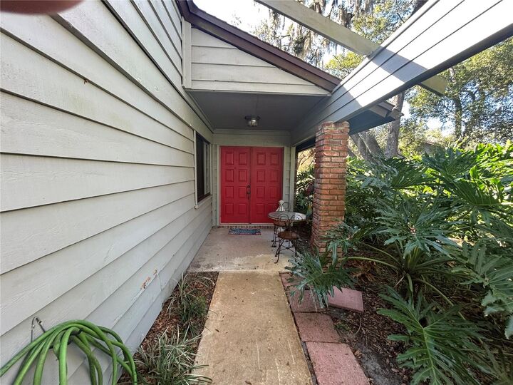 Property Photo:  906 Village Green Road  FL 32720 