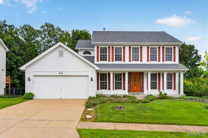 Property Photo:  812 Silver Lake View Drive  MO 63069 