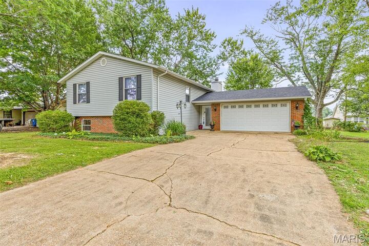 Property Photo: 550 Oak Street MO 63640
