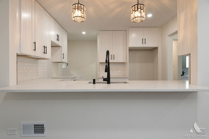 Property Photo: 14201 S Wentworth Avenue IL 60827