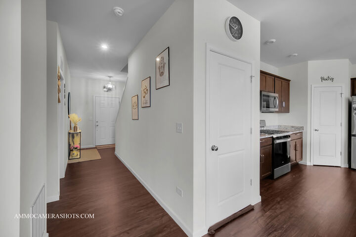 Property Photo:  1398 Kessler Drive  IL 60060 