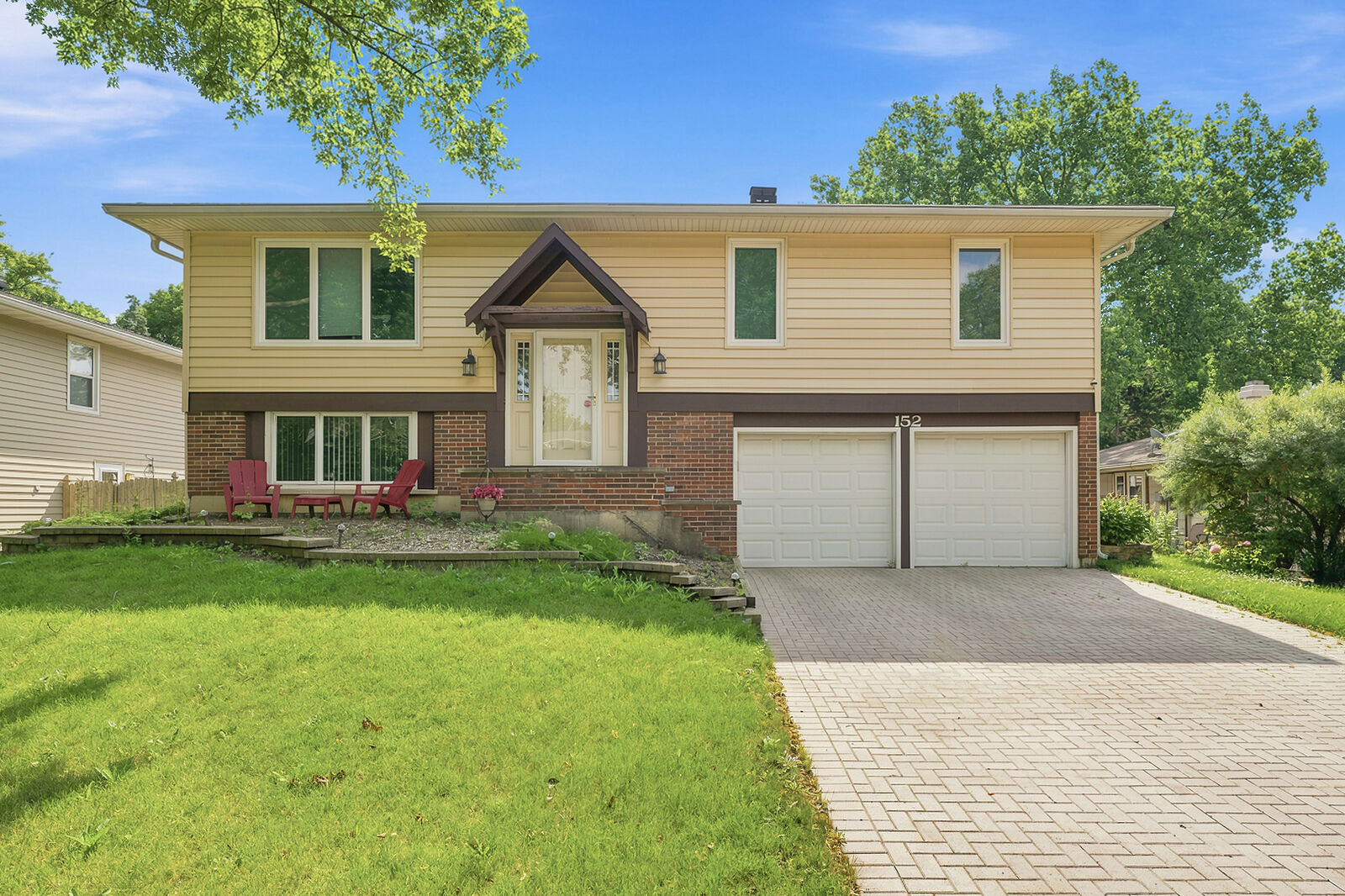 Property Photo: 152 S Lancaster Drive IL 60440