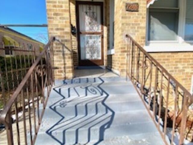 Property Photo:  7248 S Wolcott Avenue  IL 60636 