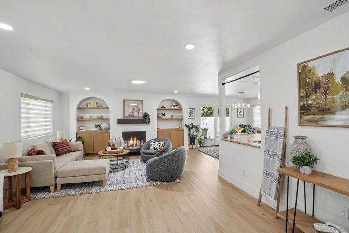 Property Photo: 343 Horizon Hills CA 92020