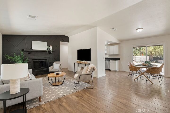 Property Photo:  40104 166th Street E  CA 93591 