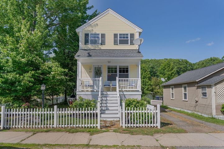 Property Photo: 44 School Street ME 04064
