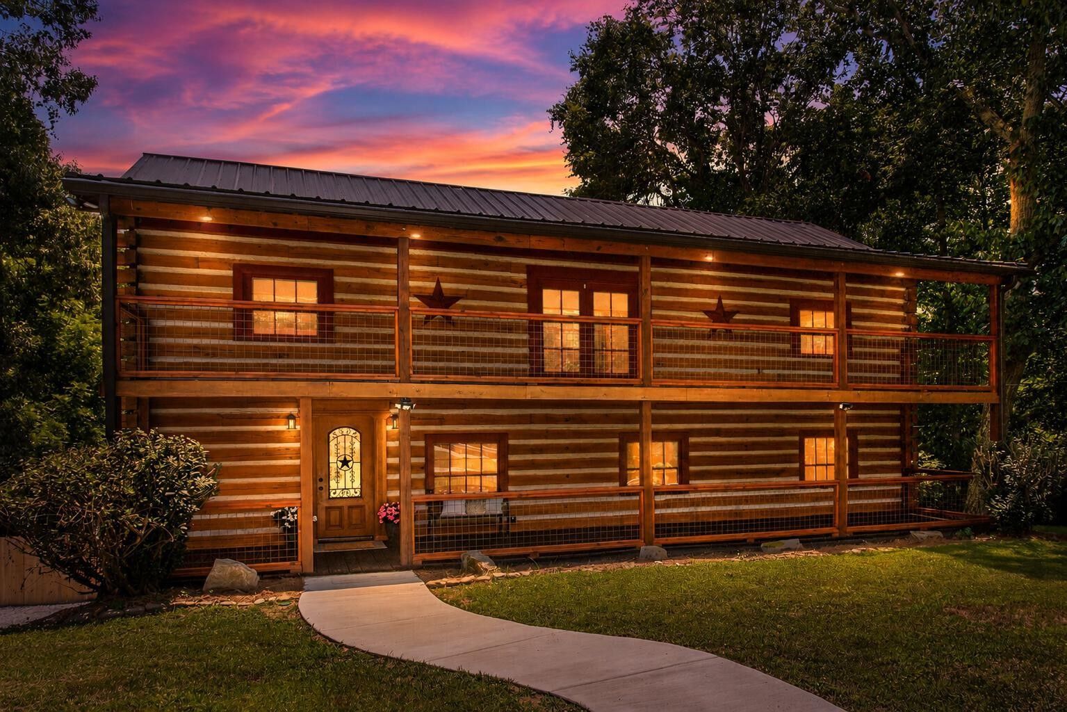 Property Photo:  4054 Sams Creek Rd  TN 37143 