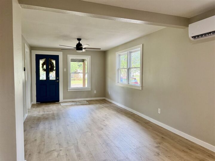Property Photo:  508 N Ash Street  OK 74601 