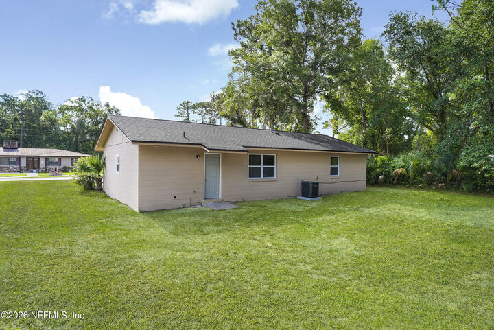Property Photo:  111 Elm Avenue  FL 32177 