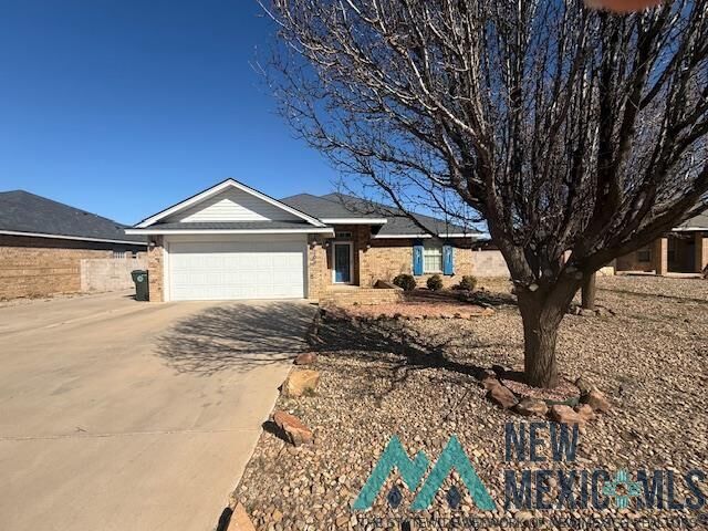 Property Photo: 204 Carmel Drive NM 88101