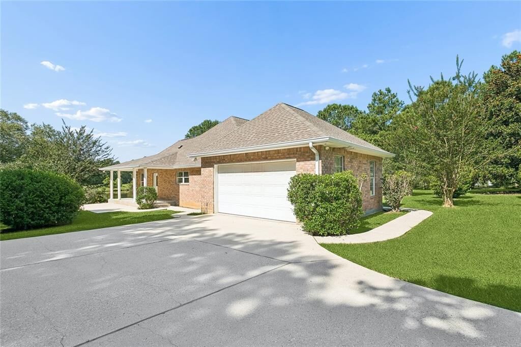 Property Photo:  17120 Pine Acres Road Rd  LA 70435 