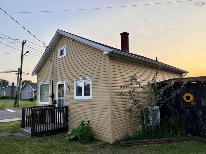 Property Photo:  190 Brookside Street  NS B1A 1L3 