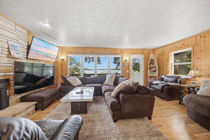 Property Photo:  13117 Bayview Road  MN 55382 