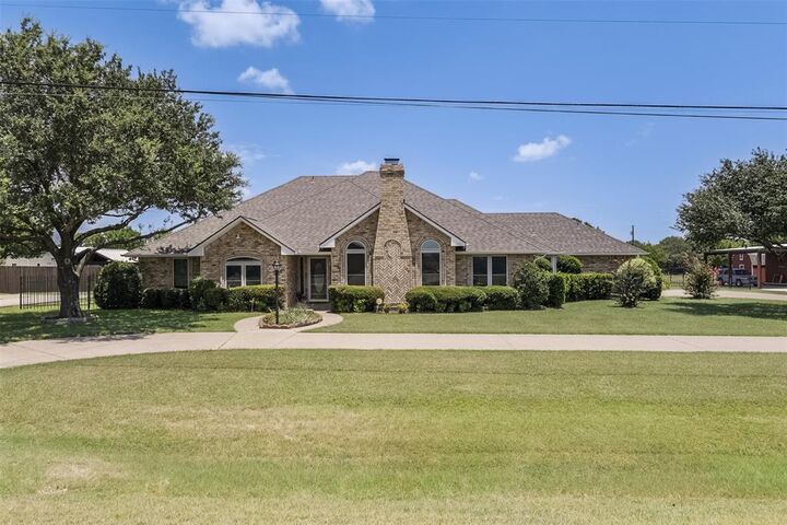 Property Photo:  519 Hiwasee Road  TX 75165 
