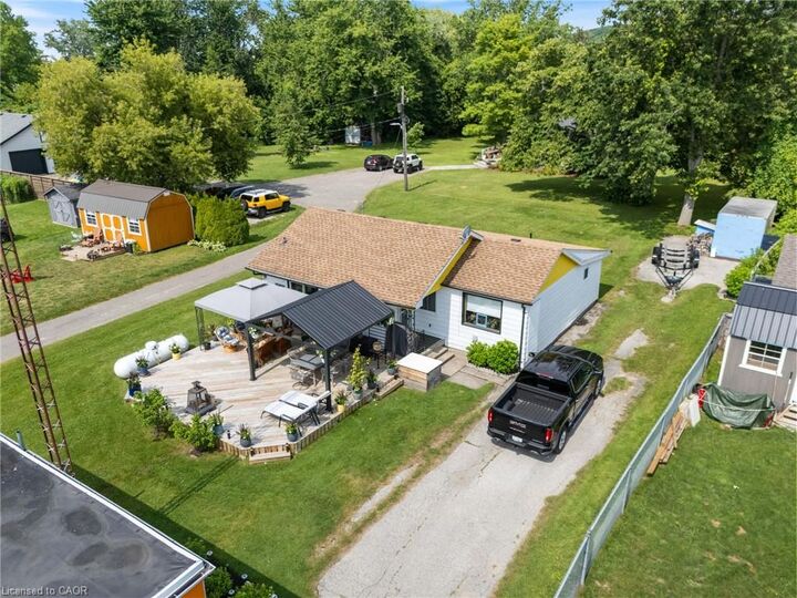 Property Photo: 103 Cedar Drive ON N0E 1T0