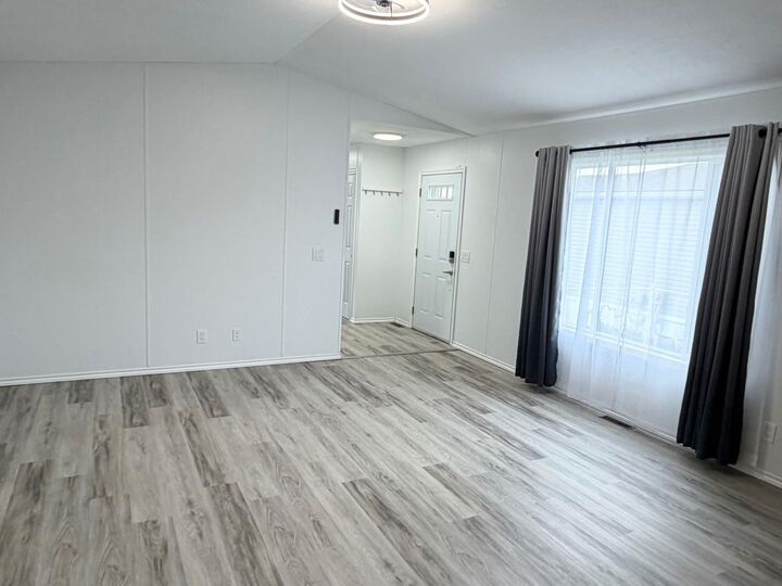 Property Photo:  10615 88 Street  AB T8X 1P5 