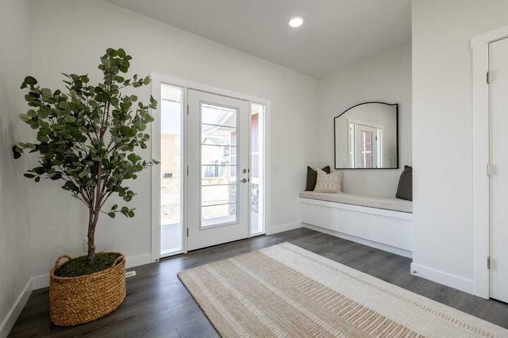Property Photo: 13 Quartz Gate AB T4B 2T3