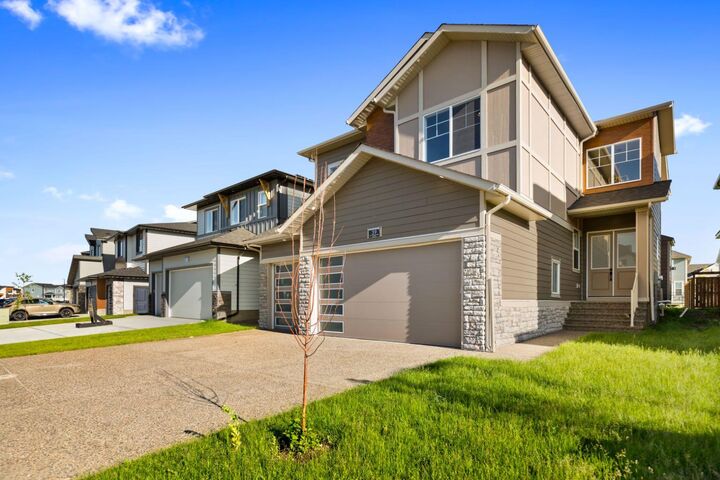 Property Photo: 39 South Shore Road AB T1X 2Y4