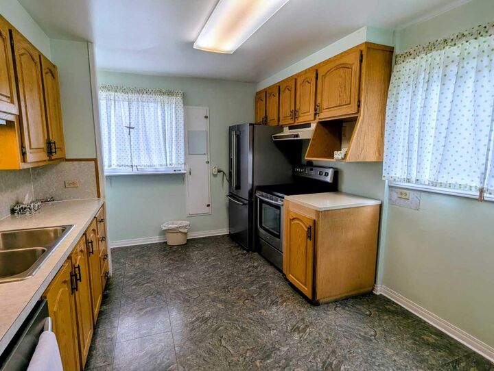 Property Photo: 3322 Centre B Street NW AB T2K 0V6