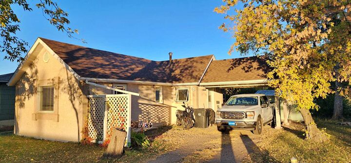 5111 53 Street — photo 1