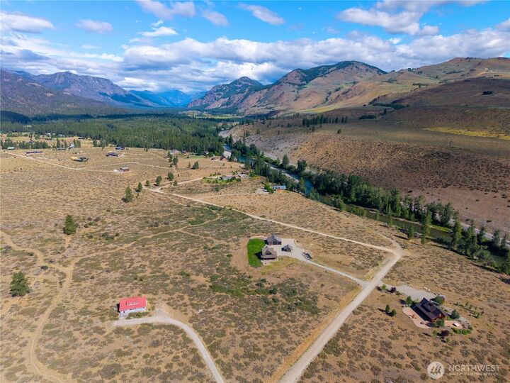 Property Photo:  7  Arrowhead Road  WA 98862 