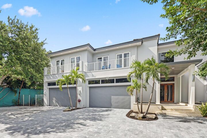 Property Photo: 1313 Seabreeze Boulevard FL 33316