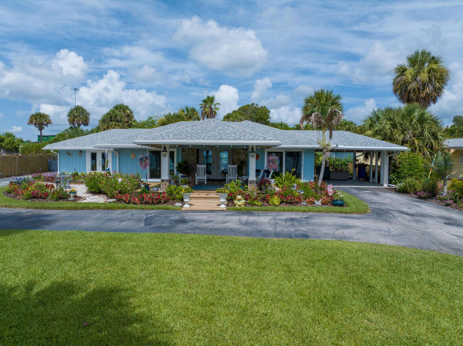 Property Photo:  1711 S Indian River Drive  FL 34950 