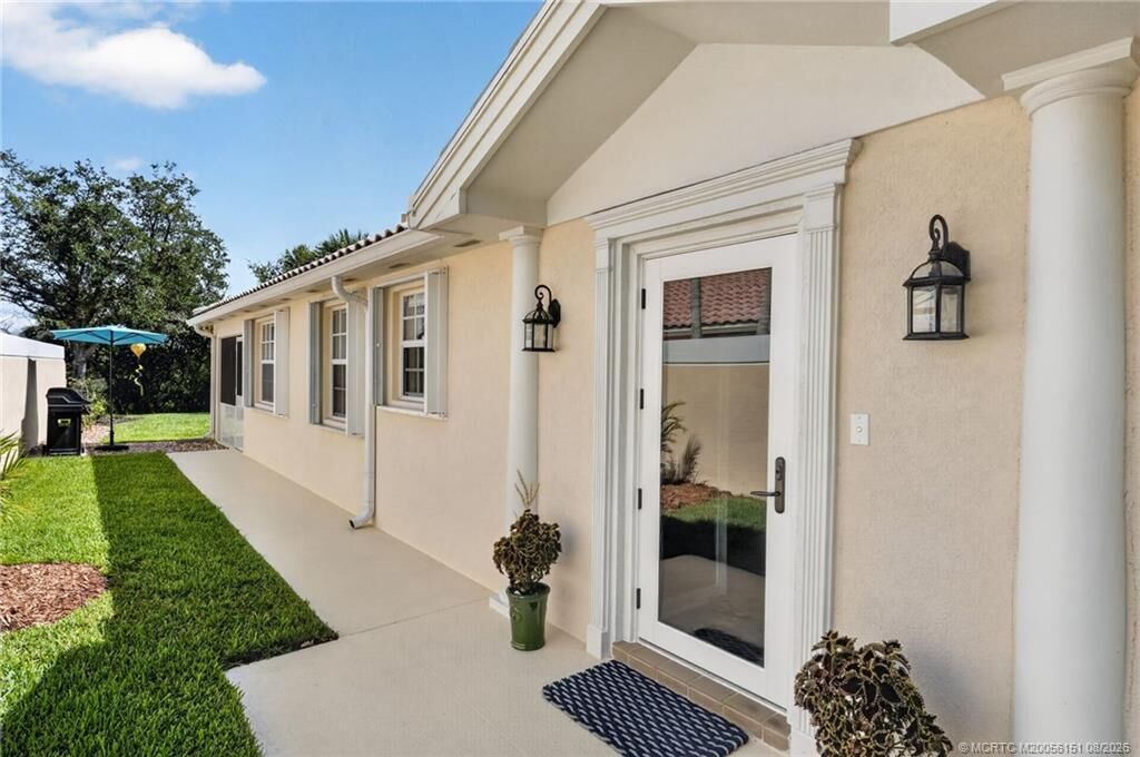 Property Photo: 3466 SE Glacier Terrace FL 33455