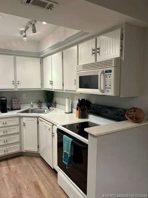 Property Photo:  2600 S Kanner Highway U10  FL 34994 