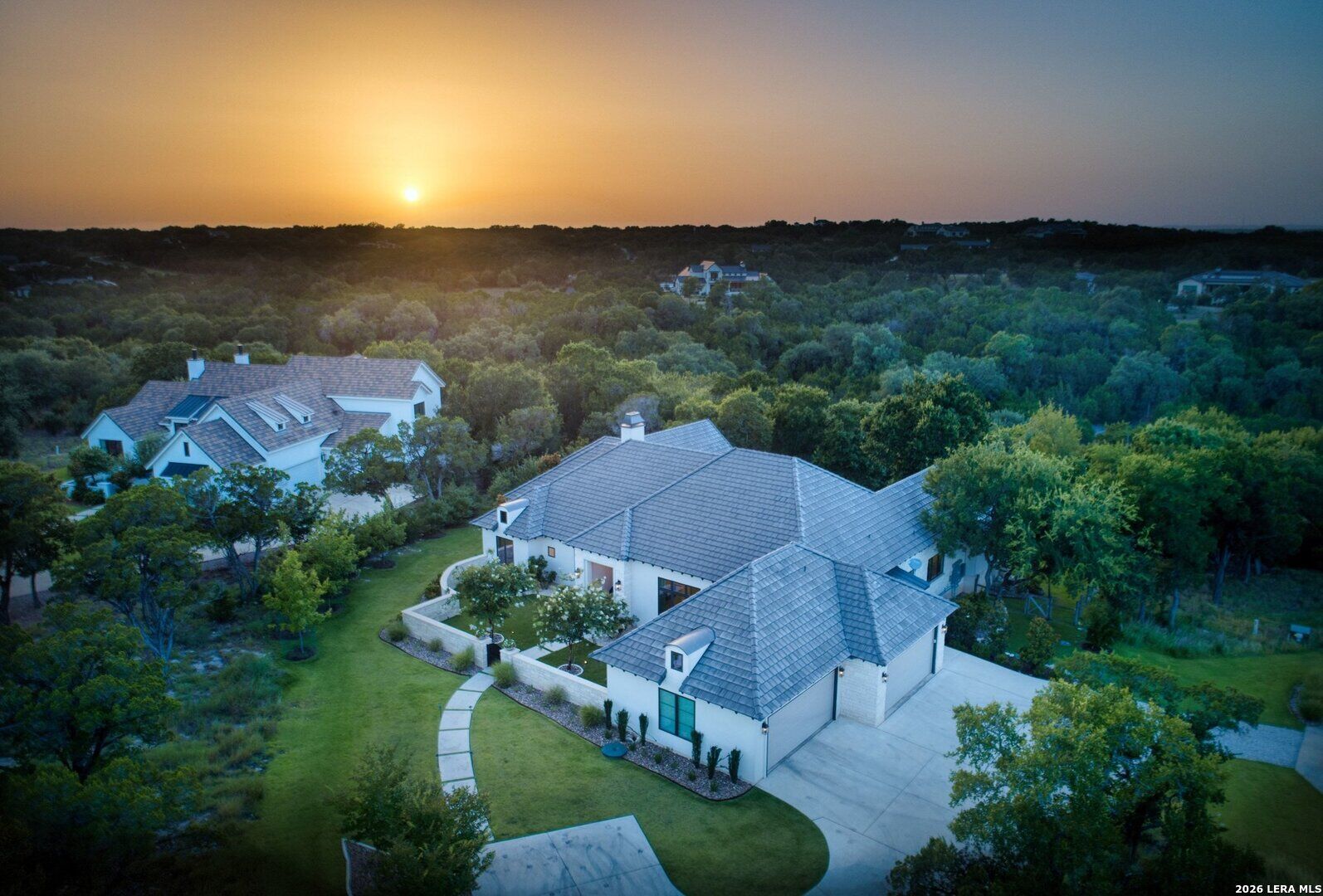 Property Photo:  44 Landmark Rdg  TX 78006 