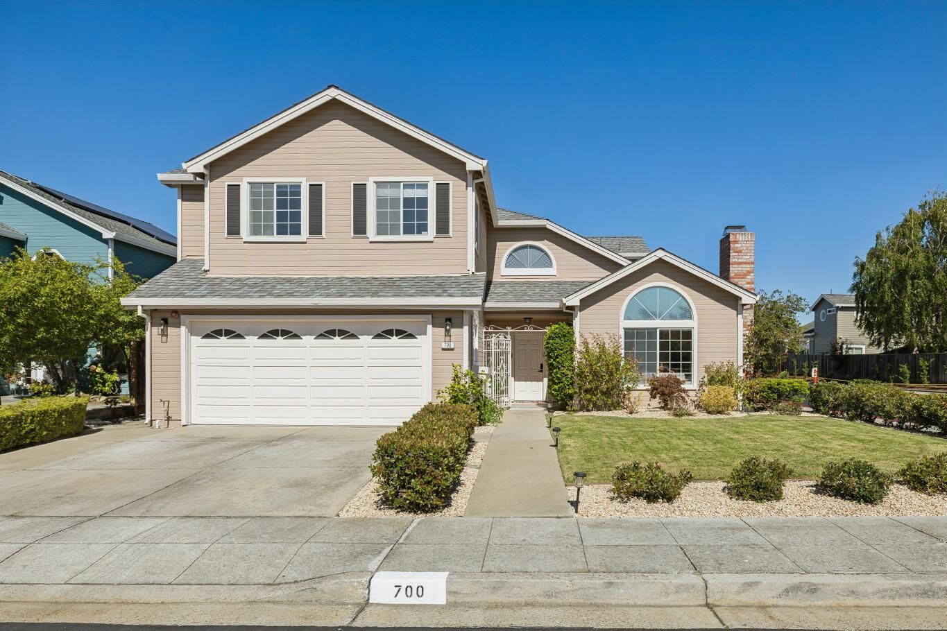 Property Photo: 700 Bahama Lane CA 94404