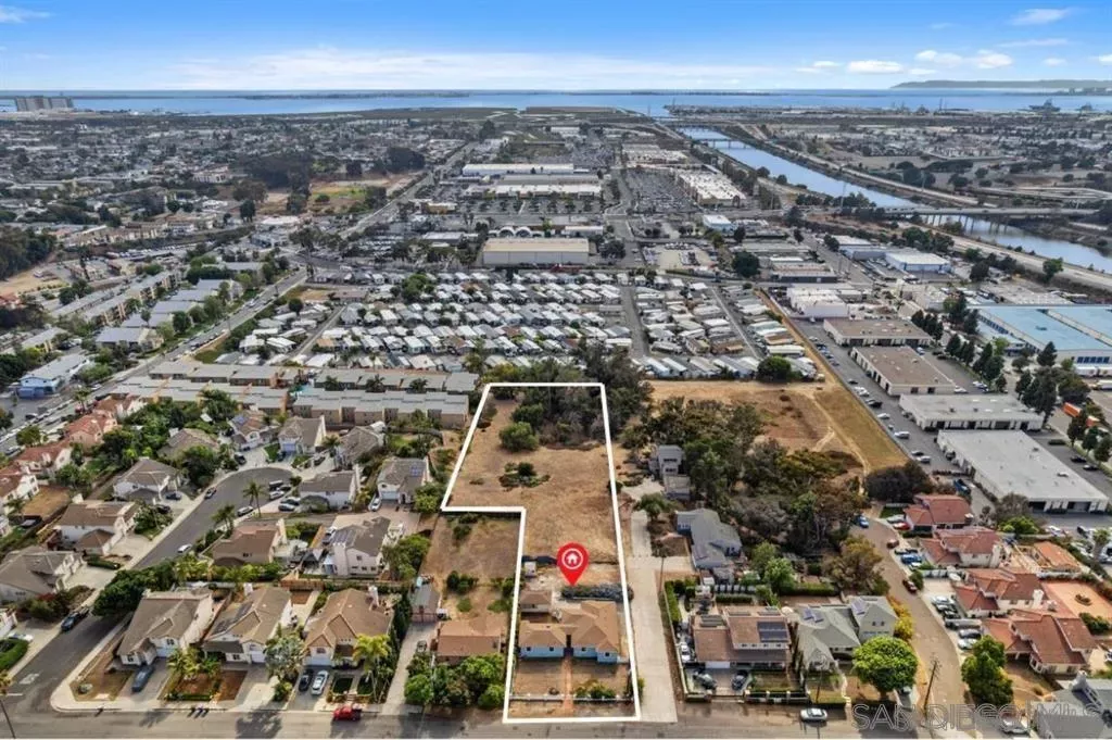 Property Photo: 160 N Del Mar CA 91910