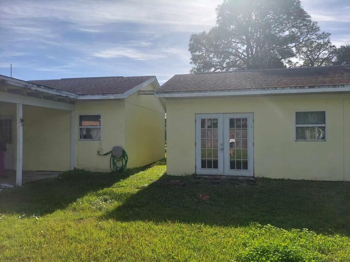 Property Photo:  1070 Lee Avenue  FL 32955 