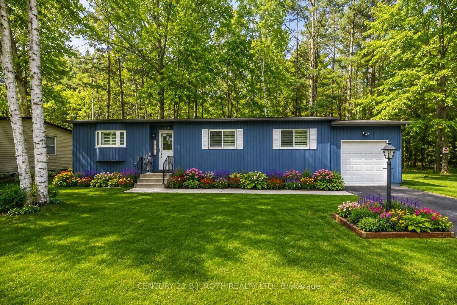 Property Photo: 10 Allen Drive N ON L9Z 1K5