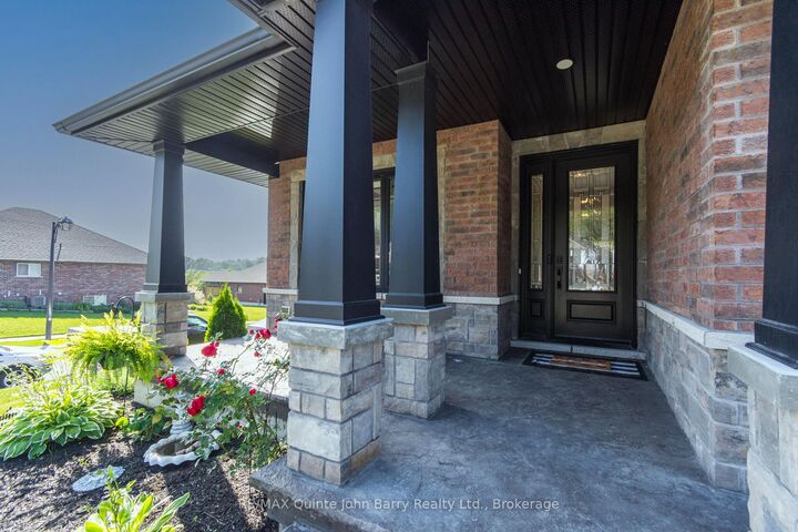 Property Photo: 8 Tackaberry Drive ON K0K 1H0