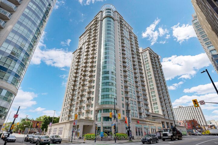 234 Rideau Street 1509 — photo 1
