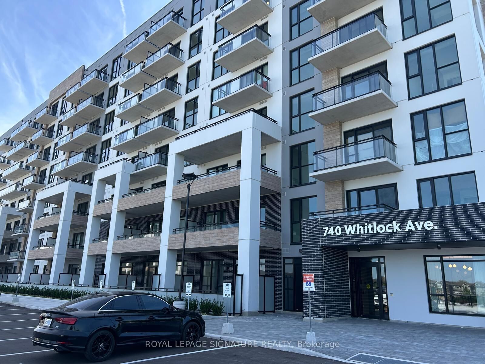 Property Photo: 740 Whitlock Avenue SE 710 ON L9T 7E7
