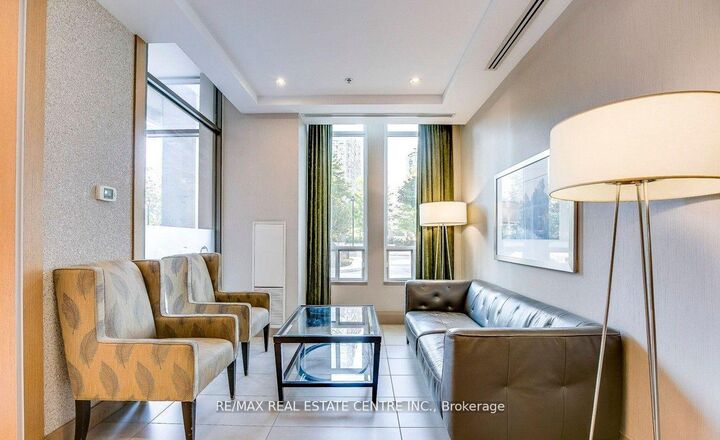 Property Photo:  3515 Kariya Dr Drive 1705  ON L5B 0C1 