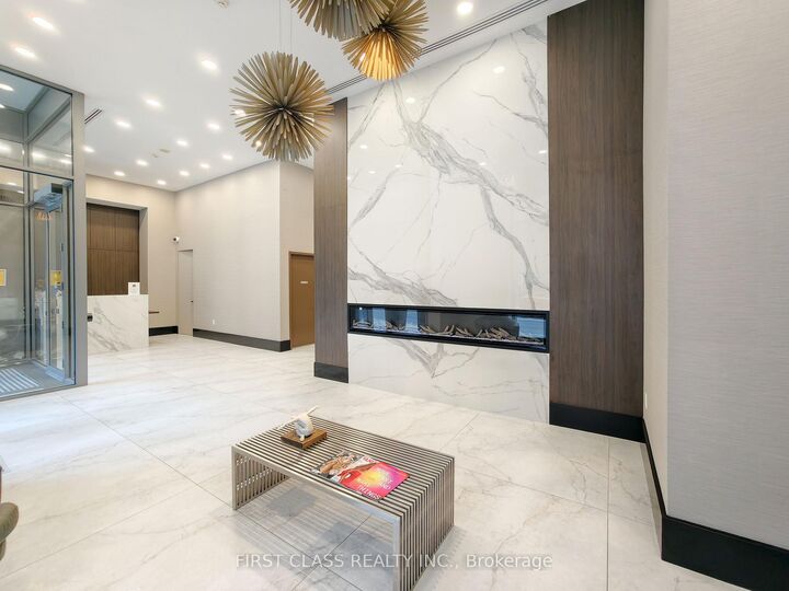 Property Photo: 21 Balmuto Street 2501 ON M4Y 1W4