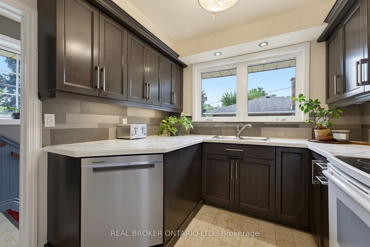 Property Photo: 87 Ball Street ON N3L 1X7