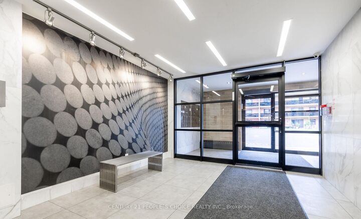 Property Photo: 549 North Service Road 508 ON L5A 1B5