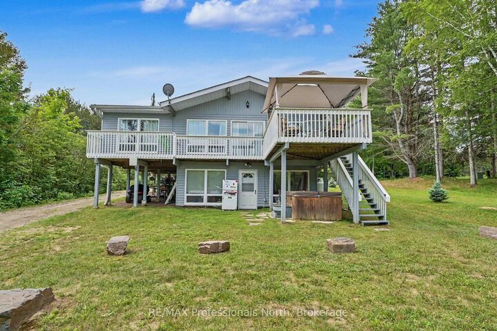 Property Photo: 1034 Ablett Court ON K0M 1S0