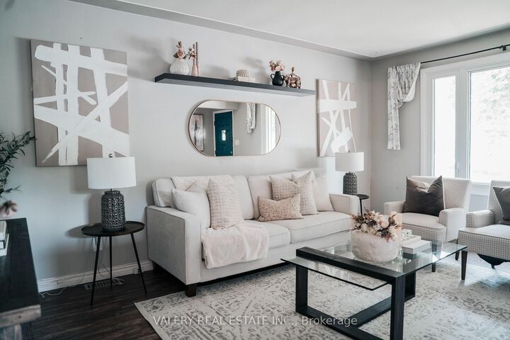 Property Photo: 270 Cyrus Street ON N3H 1H3