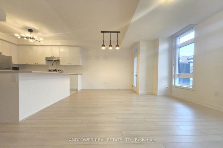 Property Photo:  62 Riley Reed Lane  ON L4S 0M3 