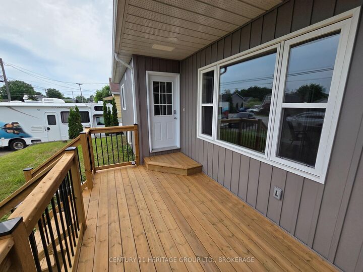 Property Photo: 7510 Roger Stevens Drive ON K7A 4X9