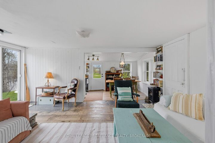 Property Photo:  5954 First Lake Road  ON K0H 2W0 