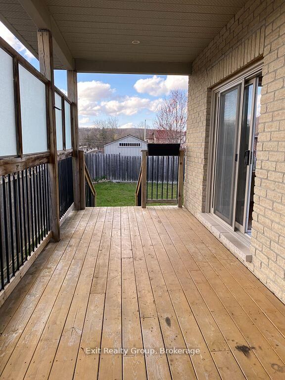 Property Photo:  18100 Telephone Road  ON K8V 5P4 