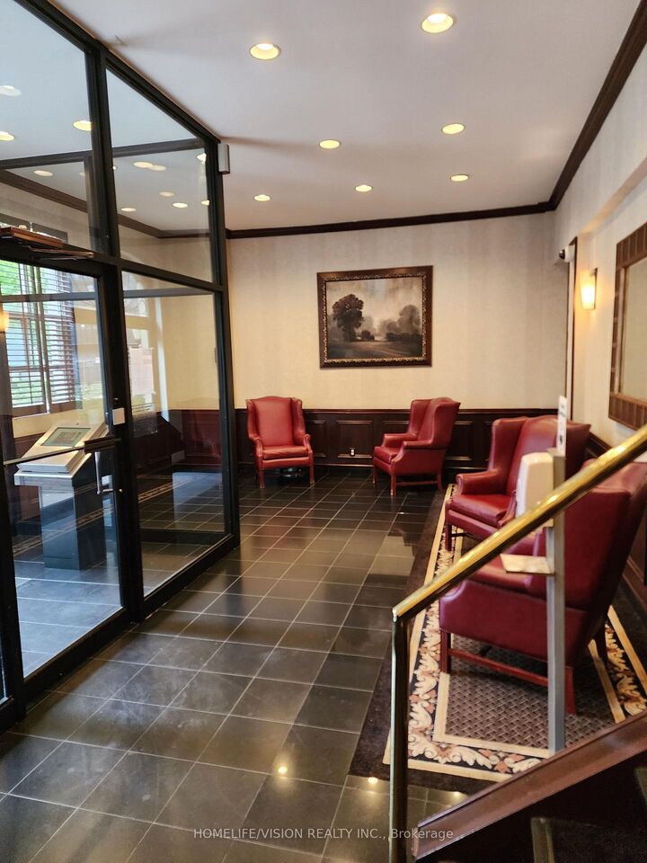 Property Photo:  88 Charles Street E 211  ON M4Y 2W7 